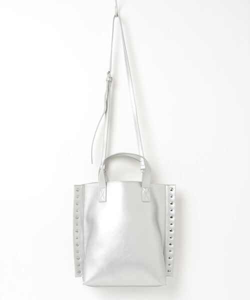 COMMON WARE(コモンウェアー)の「EM:cheek チークrivet 2way tote リベットトートバッグ(トートバッグ・レディース・シルバー/ブラック/パープル/イエロー/ブラウン・FREE)」の22枚目の写真