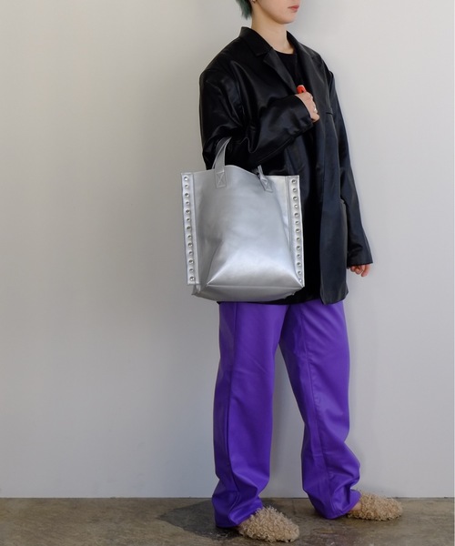 COMMON WARE(コモンウェアー)の「EM:cheek チークrivet 2way tote リベットトートバッグ(トートバッグ・レディース・シルバー/ブラック/パープル/イエロー/ブラウン・FREE)」の16枚目の写真