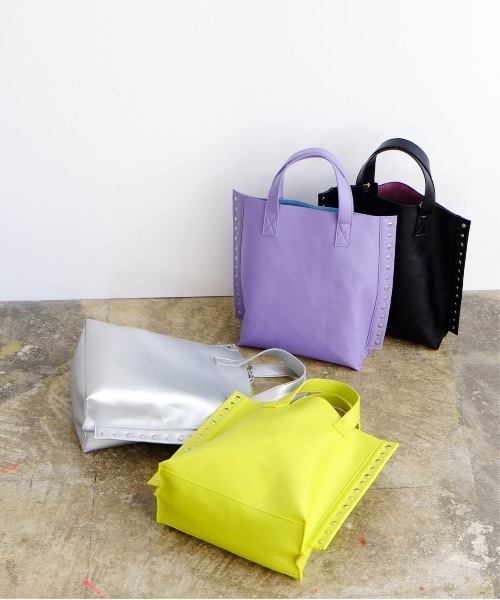 EM:cheek チークrivet 2way tote リベットトートバッグ（トートバッグ