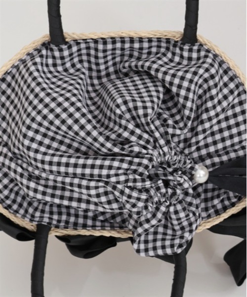 axes femme POETIQUE（アクシーズファムポエティック）の「リボン雑材風バッグ（かごバッグ・レディース・ピンク/ブラック・FREE）」の10枚目の写真