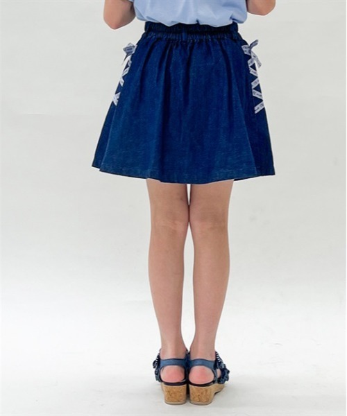 axes femme（アクシーズファム）の「レースアップデニムスカパン（デニムパンツ・キッズ・インディゴブルー/ケミカルウォッシュ・MEDIUM/LARGE/X-LARGE）」の5枚目の写真