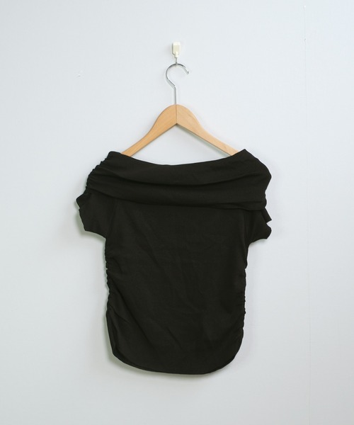 shopnikoniko(ショップニコニコ)の「サイドギャザー オフショルダー トップス(Tシャツ/カットソー・レディース・ホワイト/ブラック・フリー)」の16枚目の写真