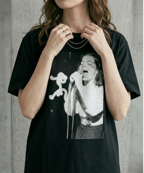 CULTURE SUPPLY(カルチャー サプライ)の「Photo Tee Bjork 2(Tシャツ/カットソー・レディース・ホワイト/スミクロ・FREE)」の16枚目の写真