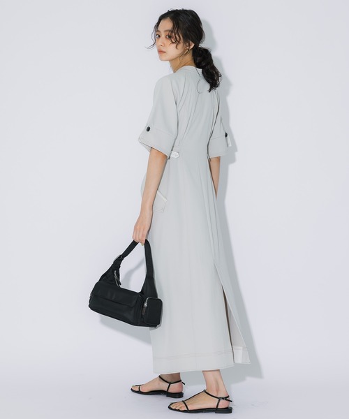 PUBLIC TOKYO（パブリックトウキョウ）の「【PUBLIC TOKYO/パブリックトウキョウ】スタンドオープンシャツワンピース（シャツワンピース・レディース・ライトベージュ/ネイビー・2/1）」の5枚目の写真