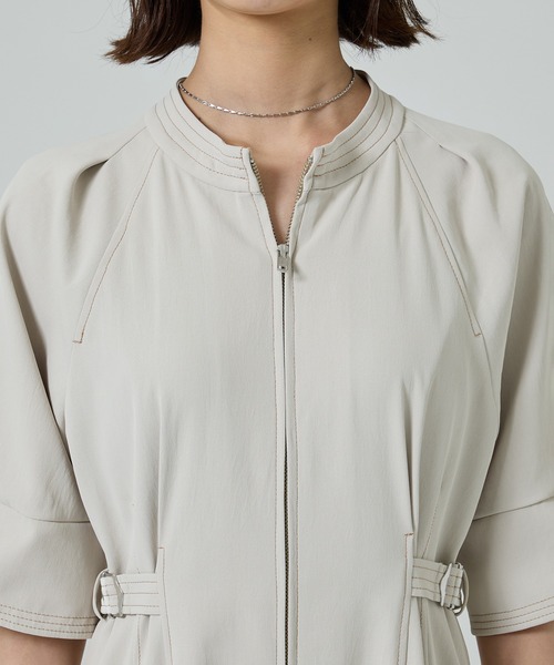 PUBLIC TOKYO（パブリックトウキョウ）の「【PUBLIC TOKYO/パブリックトウキョウ】スタンドオープンシャツワンピース（シャツワンピース・レディース・ライトベージュ/ネイビー・2/1）」の16枚目の写真