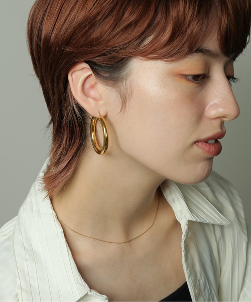 ORLEAN(オルレアン)の「【ORLEAN】メタルフープピアス 40mm(ピアス(両耳用)・レディース・シルバー/ゴールド・フリー)」の6枚目の写真