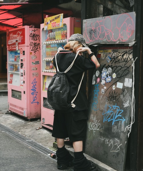 DEVICE（デバイス）の「DEVICE ウォッシュ デニム リュック ナップサック ボディバッグ（バックパック/リュック・レディース・ブラック/ブラック系その他・FREE）」の19枚目の写真