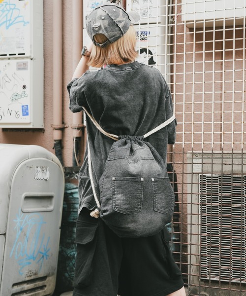 DEVICE（デバイス）の「DEVICE ウォッシュ デニム リュック ナップサック ボディバッグ（バックパック/リュック・レディース・ブラック/ブラック系その他・FREE）」の13枚目の写真