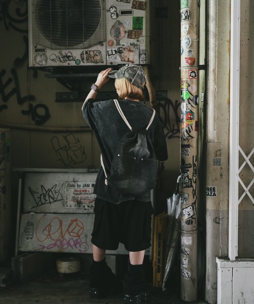 DEVICE（デバイス）の「DEVICE ウォッシュ デニム リュック ナップサック ボディバッグ（バックパック/リュック・レディース・ブラック/ブラック系その他・FREE）」の9枚目の写真