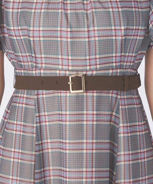 LAISSE PASSE（レッセパッセ）の「チェックプリントミディワンピース（ワンピース・レディース・ベージュ/ブラック・SMALL/MEDIUM）」の10枚目の写真