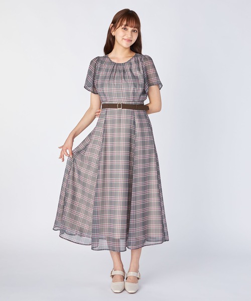 LAISSE PASSE（レッセパッセ）の「チェックプリントミディワンピース（ワンピース・レディース・ベージュ/ブラック・SMALL/MEDIUM）」の7枚目の写真