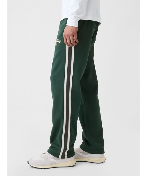 GAP（ギャップ）の「ヴィンテージソフト Gapロゴ トラックパンツ(ユニセックス)（スウェットパンツ・メンズ・オフホワイト/ネイビー/グリーン・XS/S/M/L/XL）」の2枚目の写真