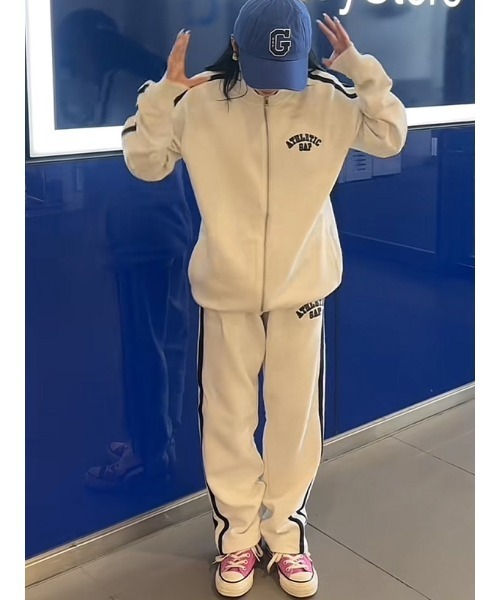 GAP（ギャップ）の「ヴィンテージソフト Gapロゴ トラックパンツ(ユニセックス)（スウェットパンツ・メンズ・オフホワイト/ネイビー/グリーン・XS/S/M/L/XL）」の19枚目の写真