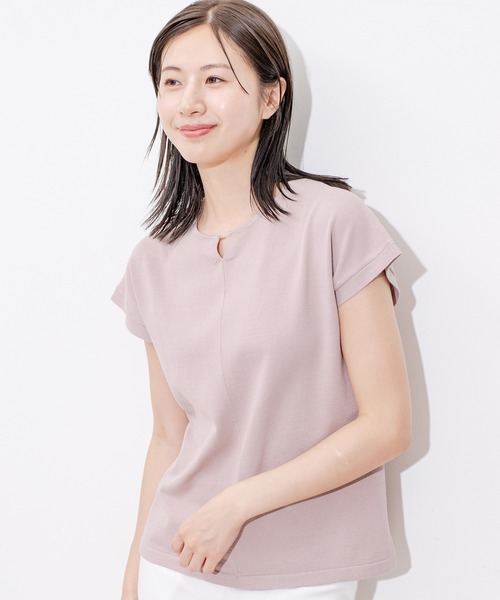 Jayro(ジャイロ)の「金具付スリット入りプルオーバー(Tシャツ/カットソー・レディース・ホワイト系その他/ピンク/ブルー/ブラック・M)」の4枚目の写真