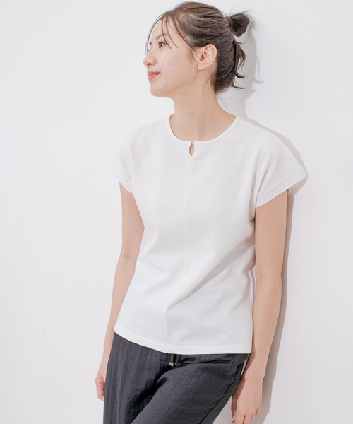Jayro(ジャイロ)の「金具付スリット入りプルオーバー(Tシャツ/カットソー・レディース・ホワイト系その他/ピンク/ブルー/ブラック・M)」の19枚目の写真