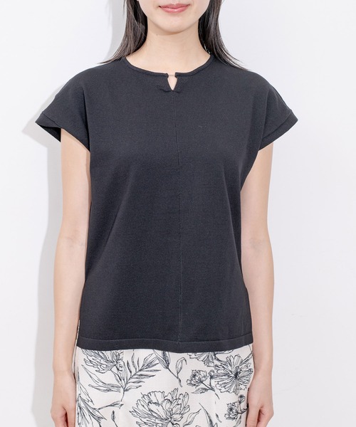 Jayro(ジャイロ)の「金具付スリット入りプルオーバー(Tシャツ/カットソー・レディース・ホワイト系その他/ピンク/ブルー/ブラック・M)」の15枚目の写真