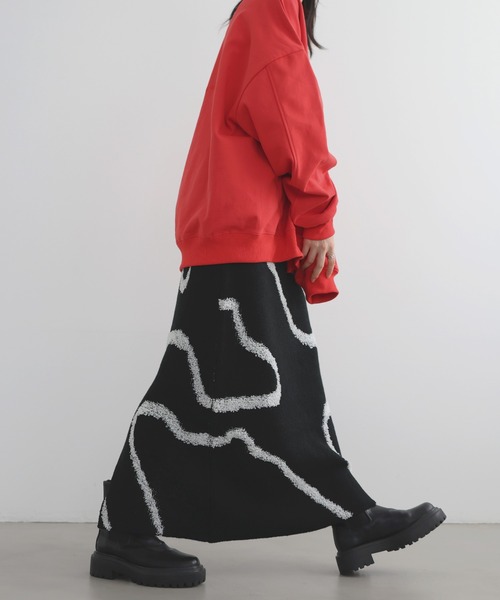 LIAN(リアン)の「ラインジャガードタイトスカート(スカート・レディース・アイボリー/ブラック/グレー・FREE)」の6枚目の写真