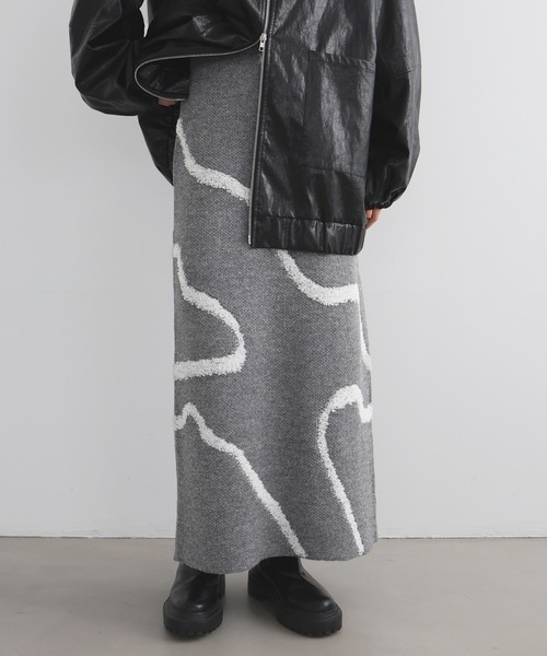 LIAN(リアン)の「ラインジャガードタイトスカート(スカート・レディース・アイボリー/ブラック/グレー・FREE)」の10枚目の写真