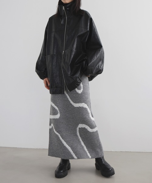 LIAN(リアン)の「ラインジャガードタイトスカート(スカート・レディース・アイボリー/ブラック/グレー・FREE)」の11枚目の写真