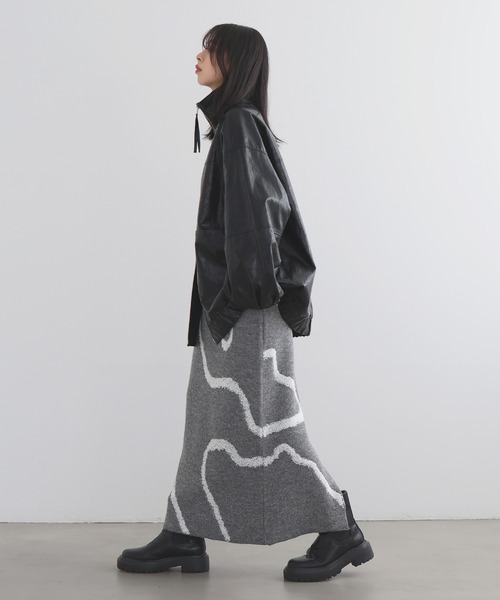 LIAN(リアン)の「ラインジャガードタイトスカート(スカート・レディース・アイボリー/ブラック/グレー・FREE)」の15枚目の写真