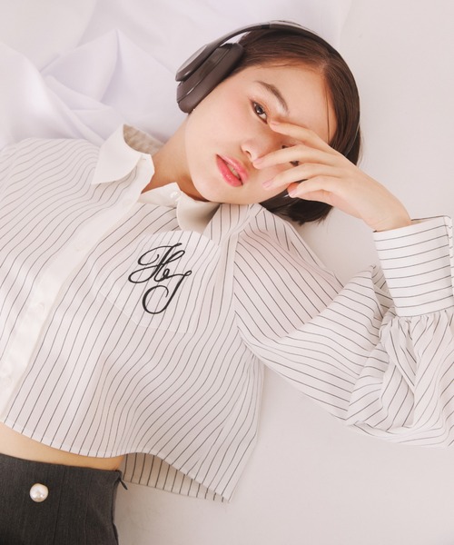 【セール】◇ボリューム袖ロゴ刺繍シャツ（シャツ/ブラウス）｜JILL by JILL STUART（ジルバイジルスチュアート）