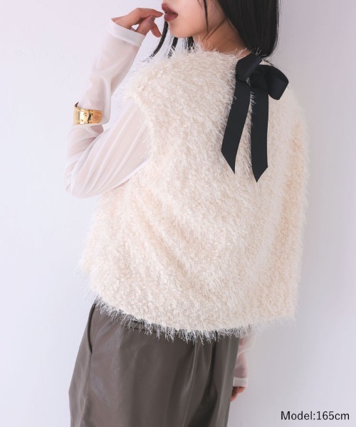 DONOBAN（ドノバン）の「バックリボンラメフェザートップス（ベスト・レディース・ピンク/ホワイト/グレー・ONE）」の5枚目の写真