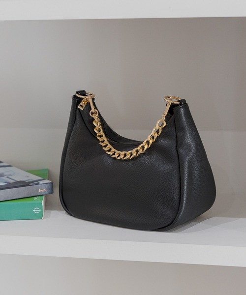 Andemiu（アンデミュウ）の「ムーンチェーンショルダー147541（ショルダーバッグ・レディース・ベージュ/ブラック/ホワイト系その他/グレー系その他/ベージュ系その他・FREE）」の3枚目の写真