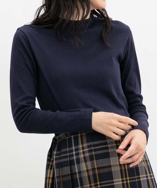 Honeys(ハニーズ)の「オーガニックハイネックT(Tシャツ/カットソー・レディース・アイボリー/ブラック/ブルー/ネイビー/ピンク/グリーン/レッド/ライトグリーン/ライトピンク・S/M/L/LL)」の5枚目の写真