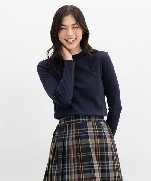 Honeys(ハニーズ)の「オーガニックハイネックT(Tシャツ/カットソー・レディース・アイボリー/ブラック/ブルー/ネイビー/ピンク/グリーン/レッド/ライトグリーン/ライトピンク・S/M/L/LL)」の12枚目の写真