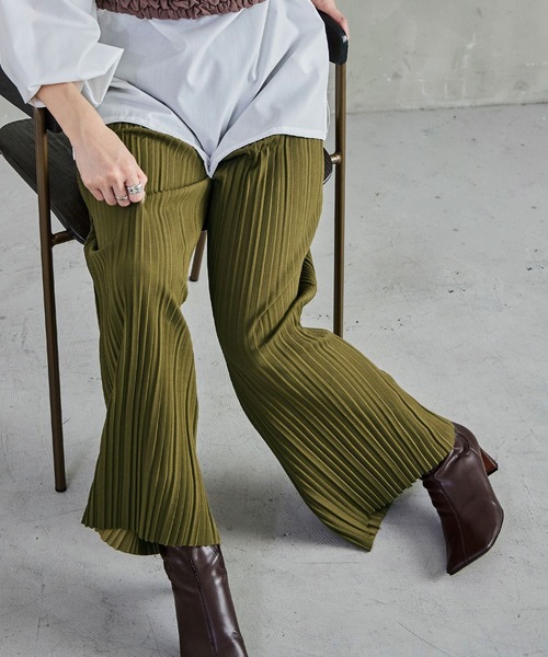 Fashion Letter（ファッションレター）の「ストレートセミワイドプリーツパンツ ウエストゴム 秋 冬（その他パンツ・レディース・ブラウン/グリーン/チャコール/グレイッシュベージュ/カーキ/ブラック・M/L）」の20枚目の写真