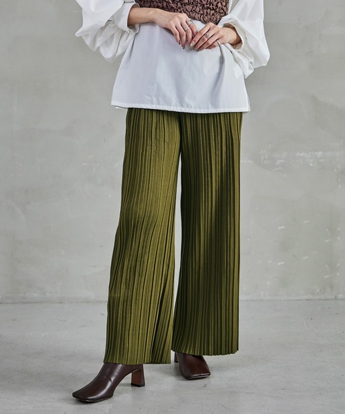 Fashion Letter（ファッションレター）の「ストレートセミワイドプリーツパンツ ウエストゴム 秋 冬（その他パンツ・レディース・ブラウン/グリーン/チャコール/グレイッシュベージュ/カーキ/ブラック・M/L）」の22枚目の写真