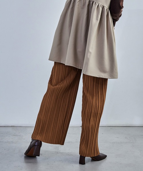 Fashion Letter（ファッションレター）の「ストレートセミワイドプリーツパンツ ウエストゴム 秋 冬（その他パンツ・レディース・ブラウン/グリーン/チャコール/グレイッシュベージュ/カーキ/ブラック・M/L）」の7枚目の写真