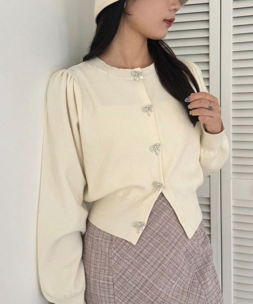 one after another NICE CLAUP（ワンアフターアナザーナイスクラップ）の「リボンボタンカーディガン（カーディガン/ボレロ・レディース・ブラウン/レッド/アイボリー/ブラック/杢グレー・FREE）」の14枚目の写真