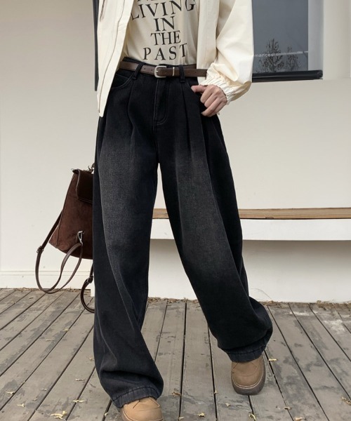 Miniministore（ミニミニストア）の「タックワイドデニムパンツレディース韓国風（デニムパンツ・レディース・ブラック/インディゴブルー/オフホワイト/サックスブルー/ダークベージュ・M/S/L）」の3枚目の写真