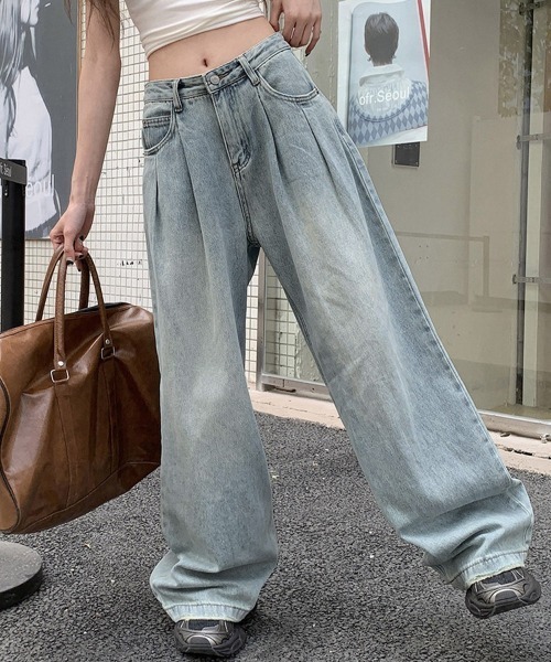 Miniministore（ミニミニストア）の「タックワイドデニムパンツレディース韓国風（デニムパンツ・レディース・ブラック/インディゴブルー/オフホワイト/サックスブルー/ダークベージュ・M/S/L）」の7枚目の写真
