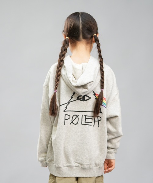 POLeR(ポーラー)の「POLER/ポーラー キッズ パーカー LOGO LTD PL ムラサキBOYSパーカー 249MCV0030(パーカー・キッズ・グレー/ブラック・130cm/140cm/150cm/160cm)」の9枚目の写真
