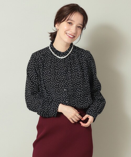 ITS'DEMO（イッツデモ）の「◆【通勤／肌触りさらり／羽織にも／手洗い可】スタンドフリル前開きブラウス（シャツ/ブラウス・レディース・ブラック/ブラック系/アイボリー系/グレー・00）」の18枚目の写真