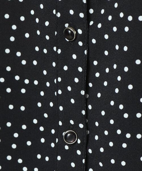 ITS'DEMO（イッツデモ）の「◆【通勤／肌触りさらり／羽織にも／手洗い可】スタンドフリル前開きブラウス（シャツ/ブラウス・レディース・ブラック/ブラック系/アイボリー系/グレー・00）」の9枚目の写真