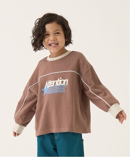 b・ROOM(ビールーム)の「【毛玉バイバイ裏毛】パイピングバイカラービッグスウェット(スウェット・キッズ・モカ/オートミール/モスグリーン/ブルーグレー/ブラック・100cm/110cm/120cm/130cm/140cm/150cm)」の1枚目の写真