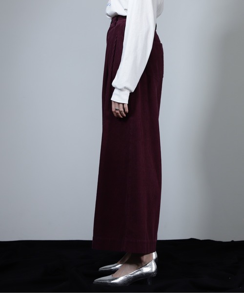 mici（ミチ）の「(mici)スーパーワイドコーデュロイパンツ（その他パンツ・レディース・ブラック/ワインレッド・SMALL/MEDIUM）」の17枚目の写真