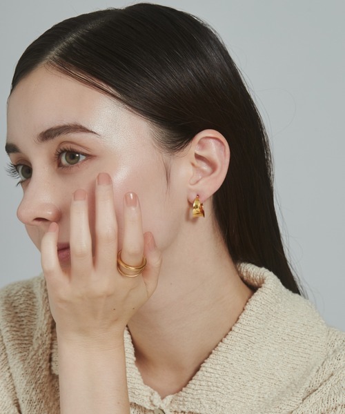 新品 DAUGHTERS JEWELRY フープ ピアス ゴールド 両耳 】