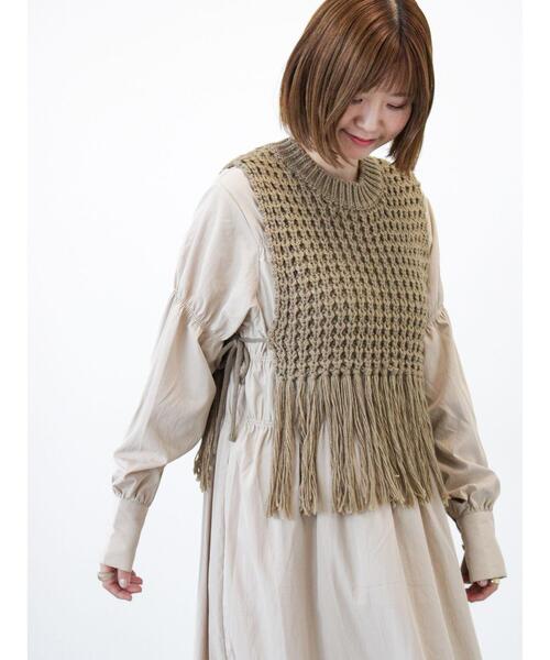 Lugnoncure（ルノンキュール）の「フリンジニットベスト（ニット/セーター・レディース・モカ/チャコールグレー/オフホワイト・F）」の3枚目の写真