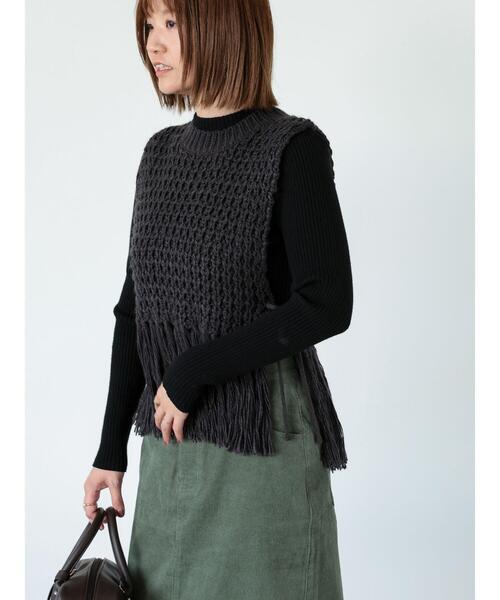 Lugnoncure（ルノンキュール）の「フリンジニットベスト（ニット/セーター・レディース・モカ/チャコールグレー/オフホワイト・F）」の8枚目の写真
