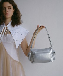EFOLE（エフォル）の「Multi pocket oneshoulder bag/マルチ ポケット ワンショルダー バッグ（ショルダーバッグ）」
