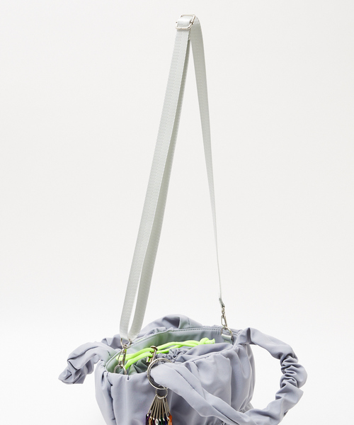 cheek(BAG)(チーク)の「【cheek/チーク】2WAY ギャザー キンチャクトートバッグ(ショルダーバッグ・レディース・グレー/ブラック/ブルー/パープル・フリー)」の7枚目の写真