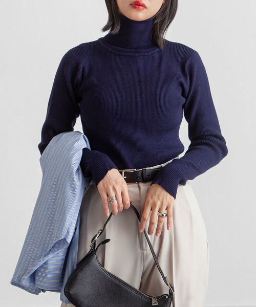 Chillfar(チルファー)の「カラフルハイネックニット(ニット/セーター・レディース・チャコール/オレンジ/イエロー/ネイビー/レッド/ピンク/グリーン/ブルー/ブラック/アイボリー・FREE)」の5枚目の写真