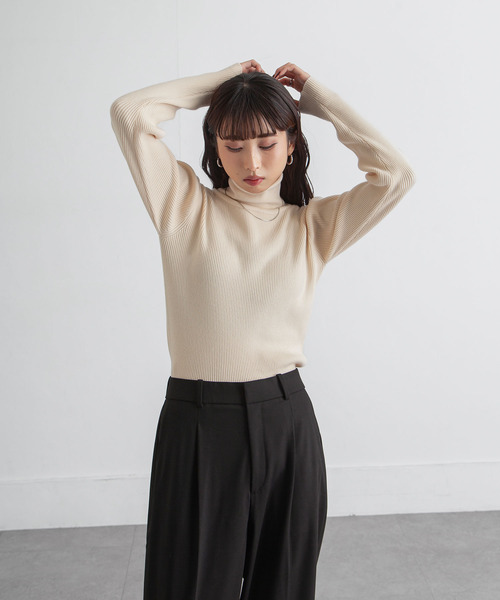 Chillfar(チルファー)の「カラフルハイネックニット(ニット/セーター・レディース・チャコール/オレンジ/イエロー/ネイビー/レッド/ピンク/グリーン/ブルー/ブラック/アイボリー・FREE)」の13枚目の写真