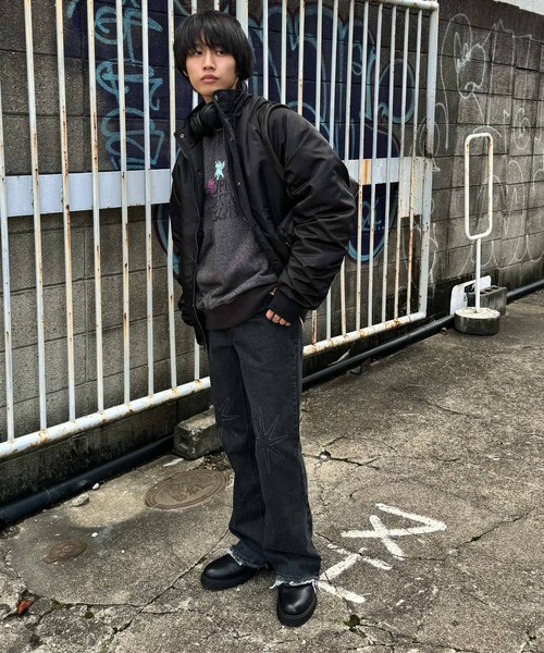 SENSE OF PLACE by URBAN RESEARCH（センスオブプレイスバイアーバンリサーチ）の「『別注』SHUHEI KOKI×SENSE OF PLACE　フレアデニム（デニムパンツ・メンズ・ブラック/インディゴブルー・LARGE/MEDIUM）」の9枚目の写真