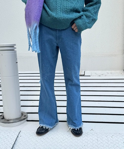 SENSE OF PLACE by URBAN RESEARCH（センスオブプレイスバイアーバンリサーチ）の「『別注』SHUHEI KOKI×SENSE OF PLACE　フレアデニム（デニムパンツ・メンズ・ブラック/インディゴブルー・LARGE/MEDIUM）」の14枚目の写真