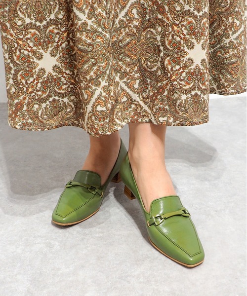 cava cava（サヴァサヴァ）の「ビットモカパンプス　3720549（パンプス・レディース・ブラック/グレイッシュベージュ/グリーン・22.5cm/23cm/23.5cm/24cm/24.5cm）」の16枚目の写真